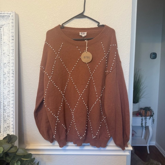 Large Chestnut Pearl Beaded Sweater - Picture 10 of 11